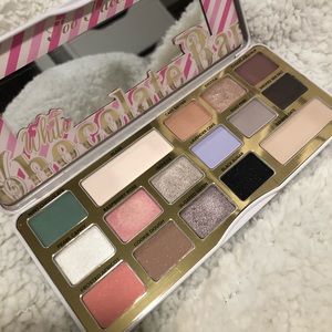 Too Faced White Chocolate Bar eyeshadow palette